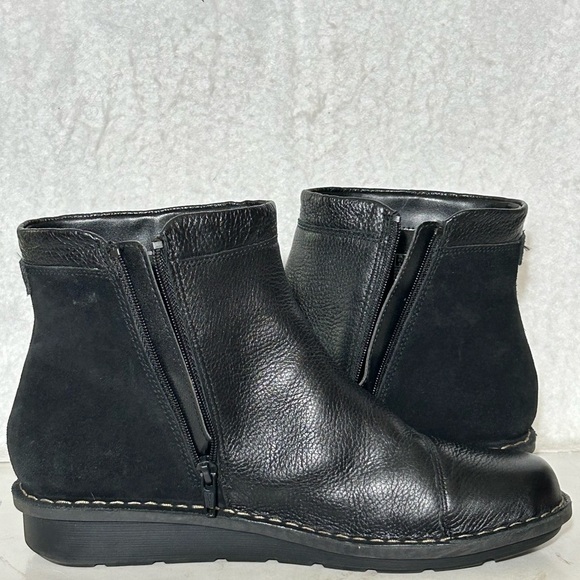 Clarks Womens Black Leather Michela Petal Side Zip Ankle Boots Booties SZ US 9 - Picture 8 of 12